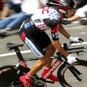 爱游戏官网_郭艾伦决胜时刻展大将之风 冷静果决率辽宁逆转困局