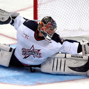 【爱游戏】西甲夜战时刻引热议，红蓝军团凌晨出击，白衣军团深夜登场