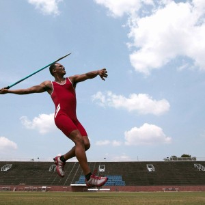 爱游戏体育_世体独家，埃里克·加西亚戴面具紧急出征，弗里克为关键战留后手